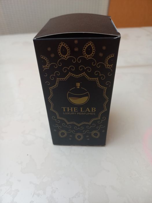 "Продам парфюм."