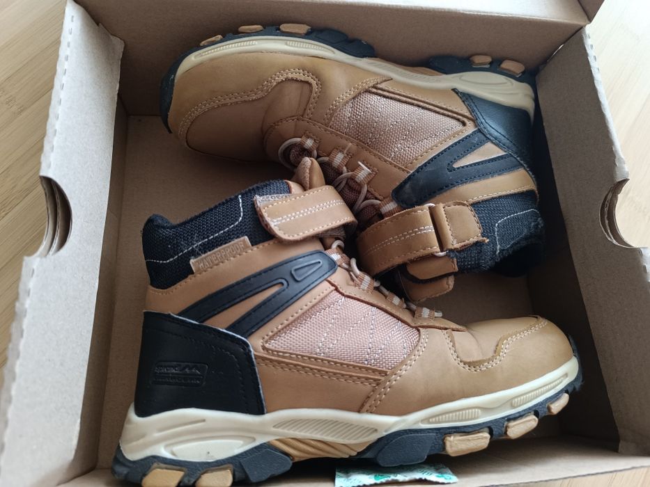 Детски боти за момче