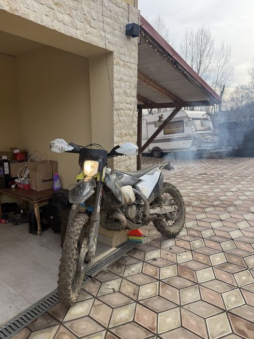 Husqvarna te150i