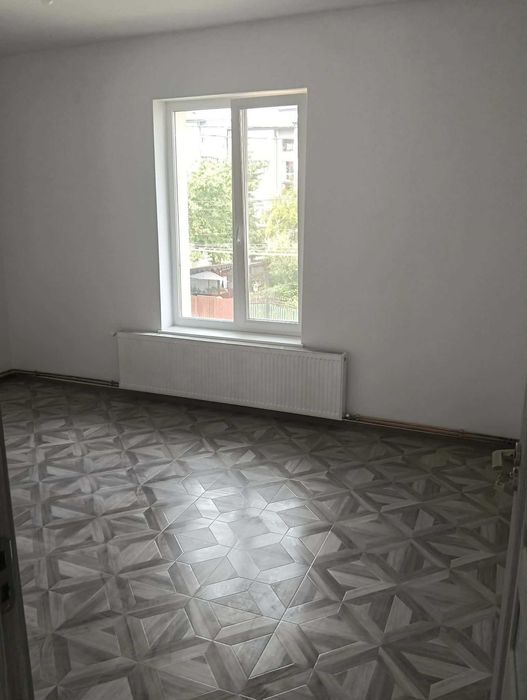 Pf.Vând apartament cu 2 camere decomandat