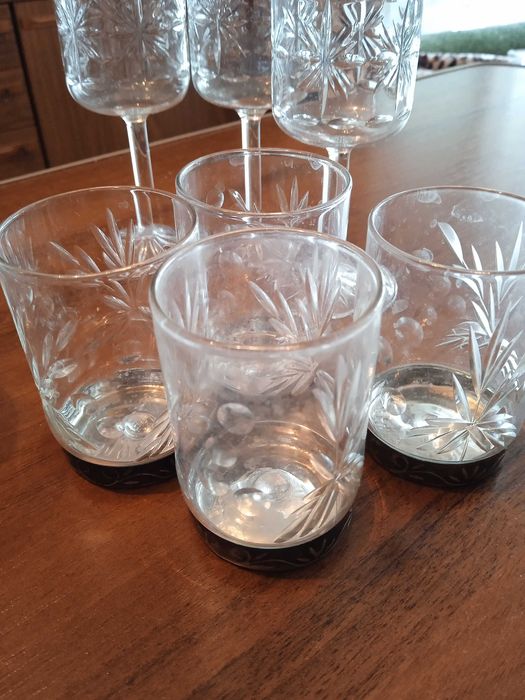 Столовая посуда  б/у