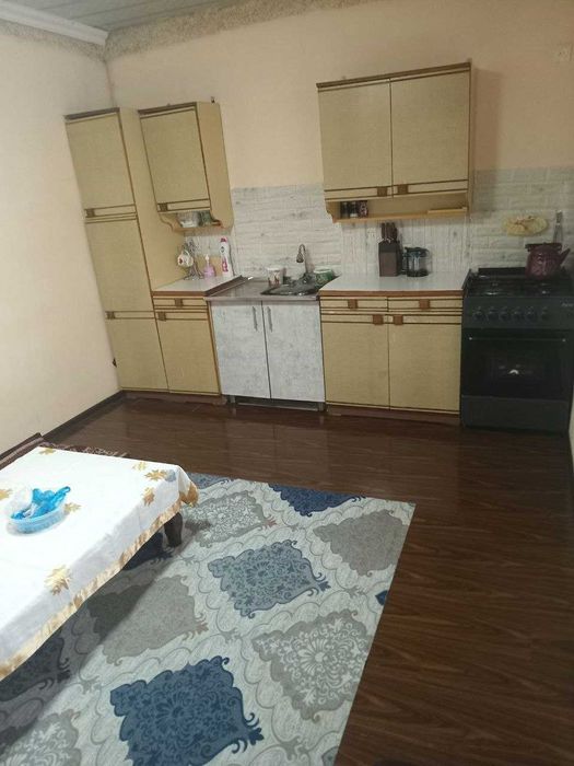 Ховли сотилади 4 сотик 5 хона