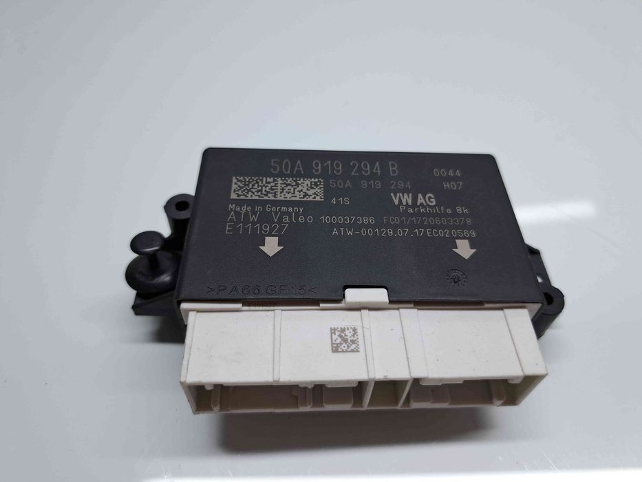 Modul senzori parcare  Volkswagen Passat B8 (3G2) [Fabr 2015-prezent]