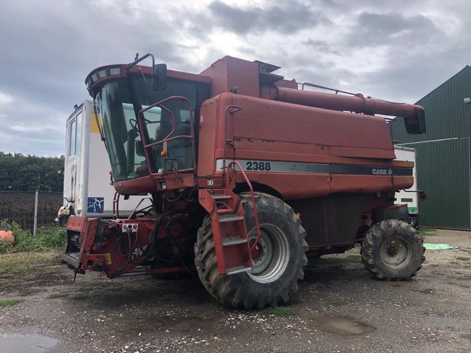 Dezmembrez combina case IH  2388 / case 2366 piese combina case 2388