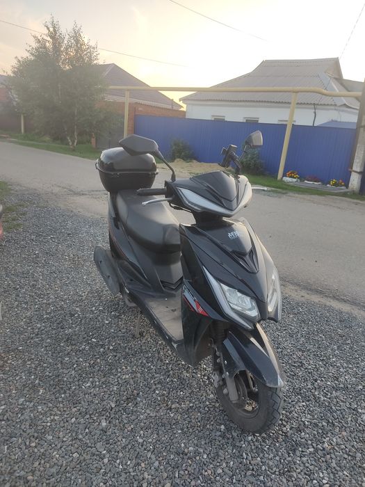 Продам скутер Zydany