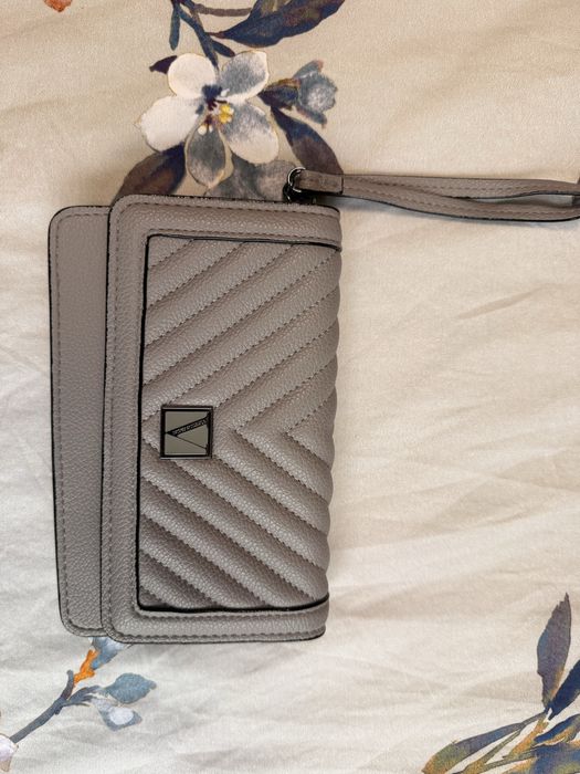 Victoria’s Secret клънч/ чанта/ портмоне - нова без етикет