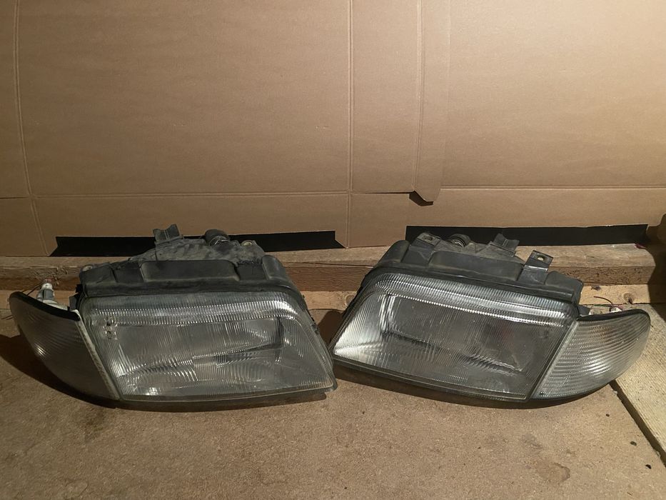 Faruri si triple audi a4 b5