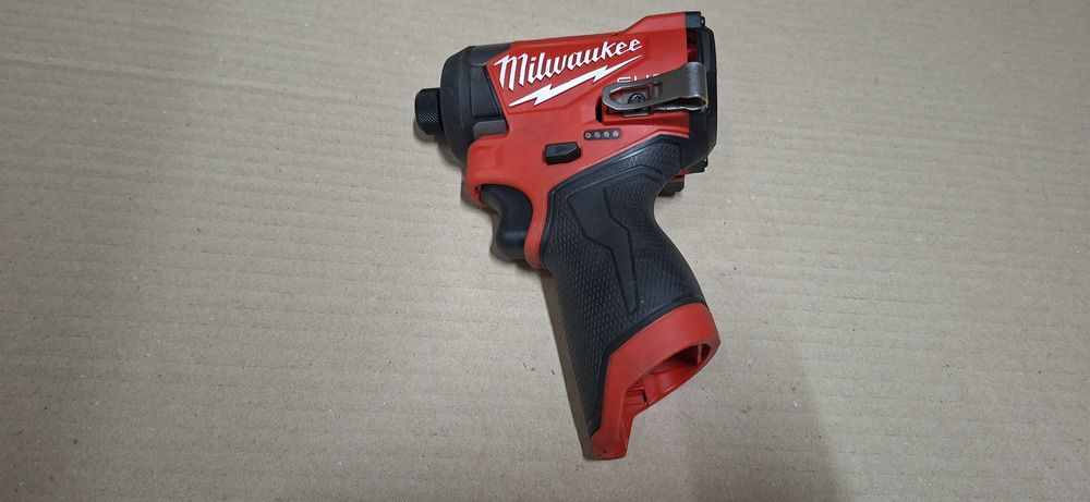 Milwaukee m12 fid2