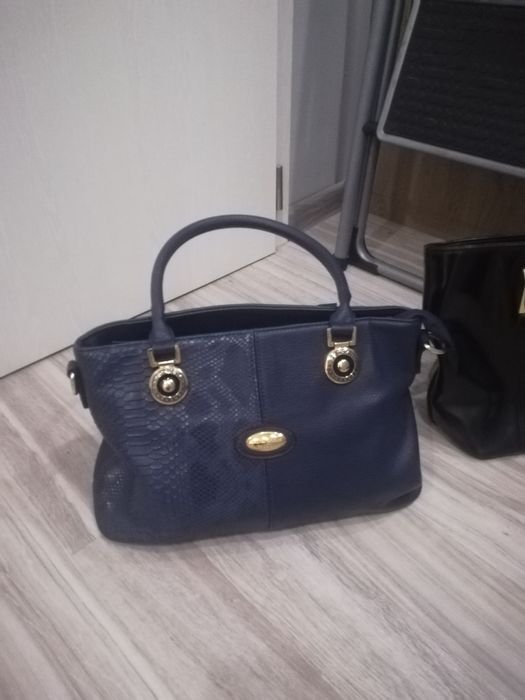 Различни дамски чанти