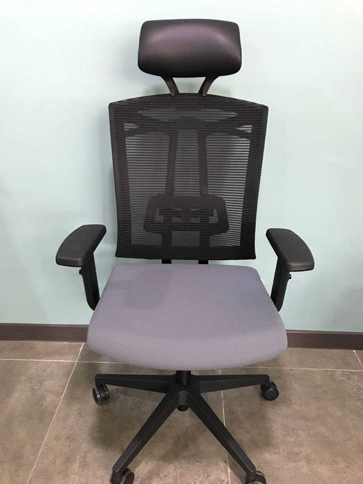 Оптом! Кресло для персонала ARANO. перечисления есть