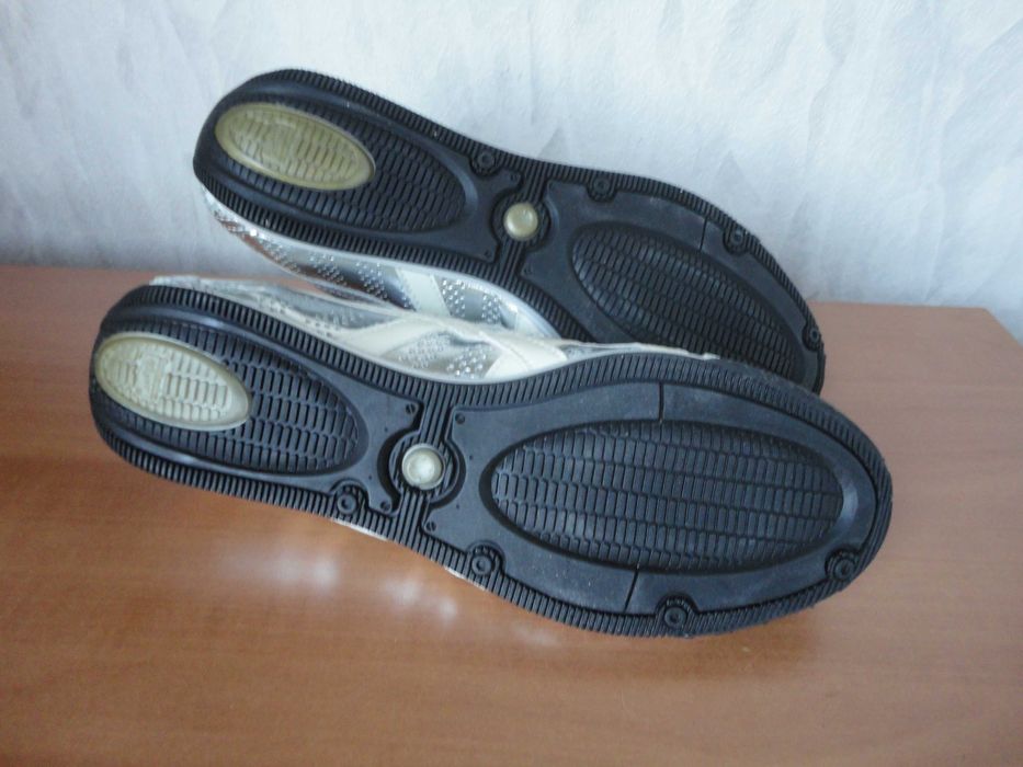 N37 Asics X Mini Cooper/нови/оригинални дамски маратонки