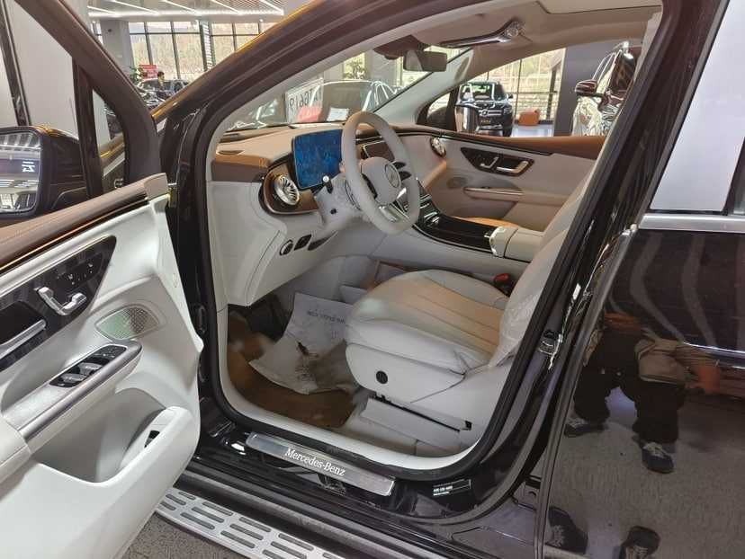 Mercedes-Benz EQE SUV 500 4MATIC Luxury Edition