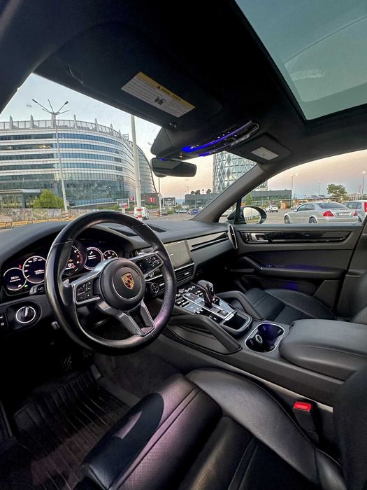 Porsche Cayenne E-Hybrid* Sport Chrono* 21 RS SPYDER* LED-MATRIX