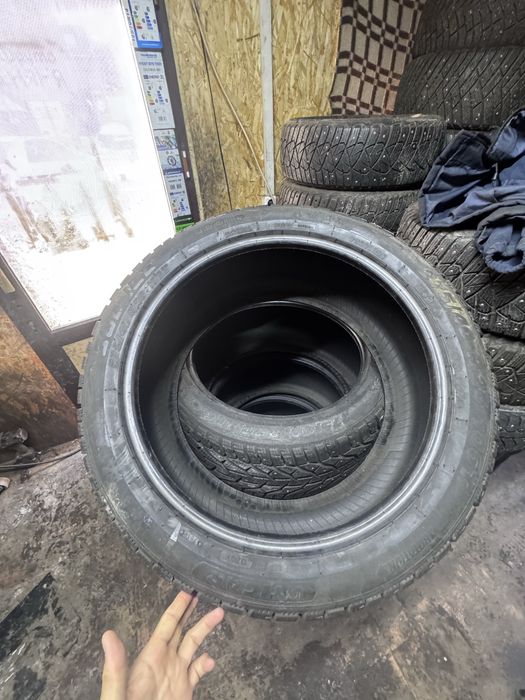 Шины  275/40/20  2 шт  новйй
