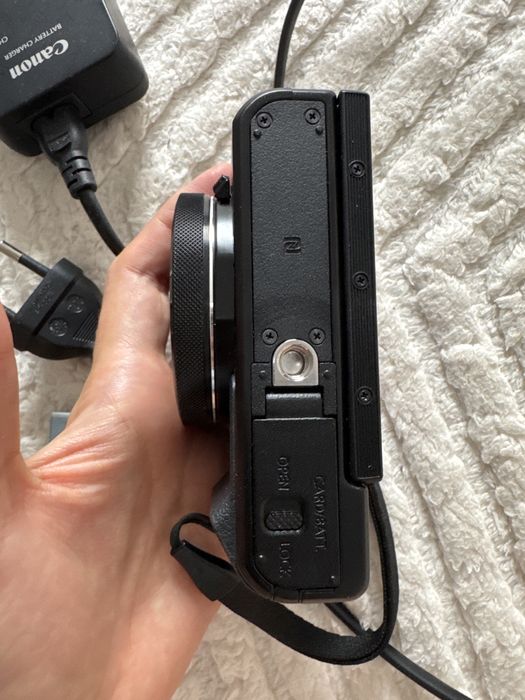 Продам Canon G7X Mark II