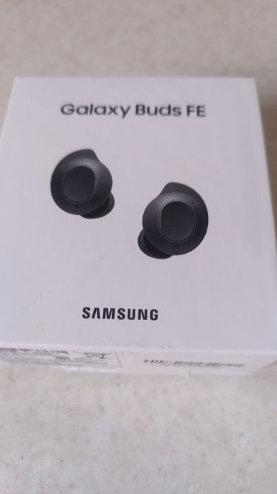 Наушники продам. В отличном состоянии.