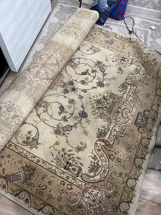 Продам ковер 2х3