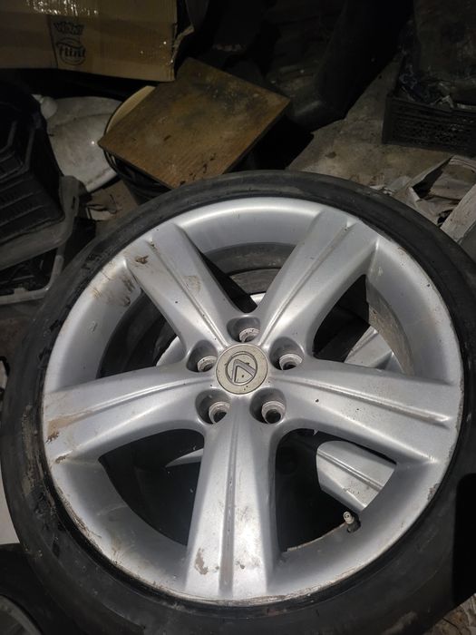 Продам диски от лексус gs r18