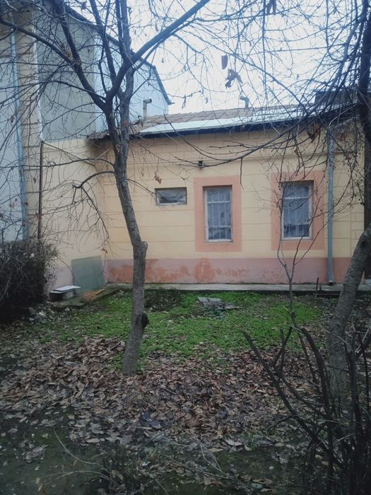 Yer uy sotiladi 2.7 , 3 sotik