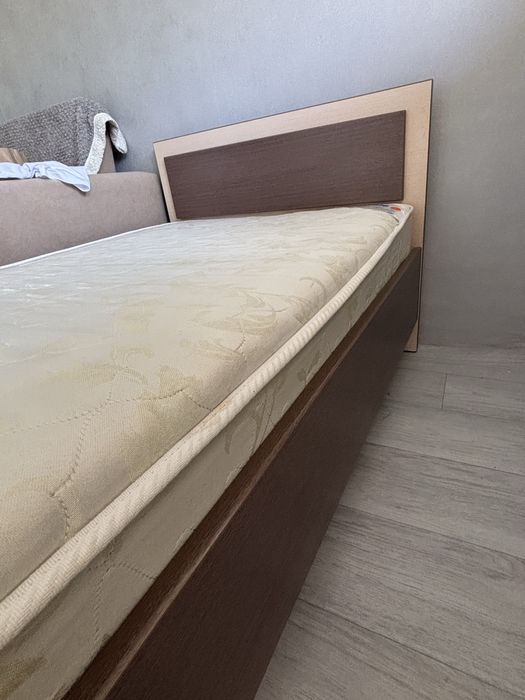 Продажа Кровати , 1-спальная