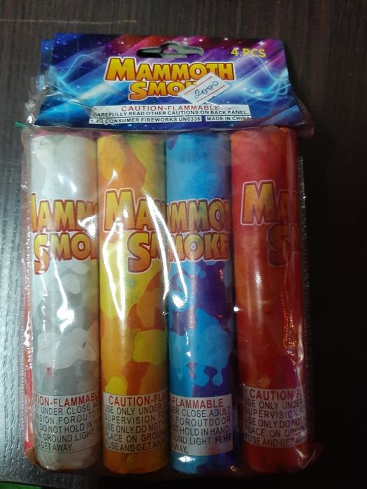 Коробки свечи игрушки