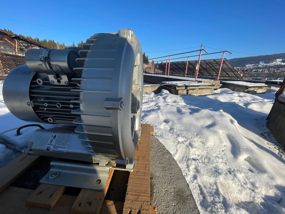 Suflanta piscicultura cu canal lateral cu un singur rotor. 2650  -Nou