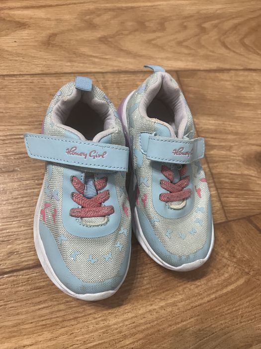 Сапожки для девочки