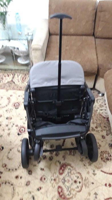 Продам детскую коляску бренда Kidilo. (новая)