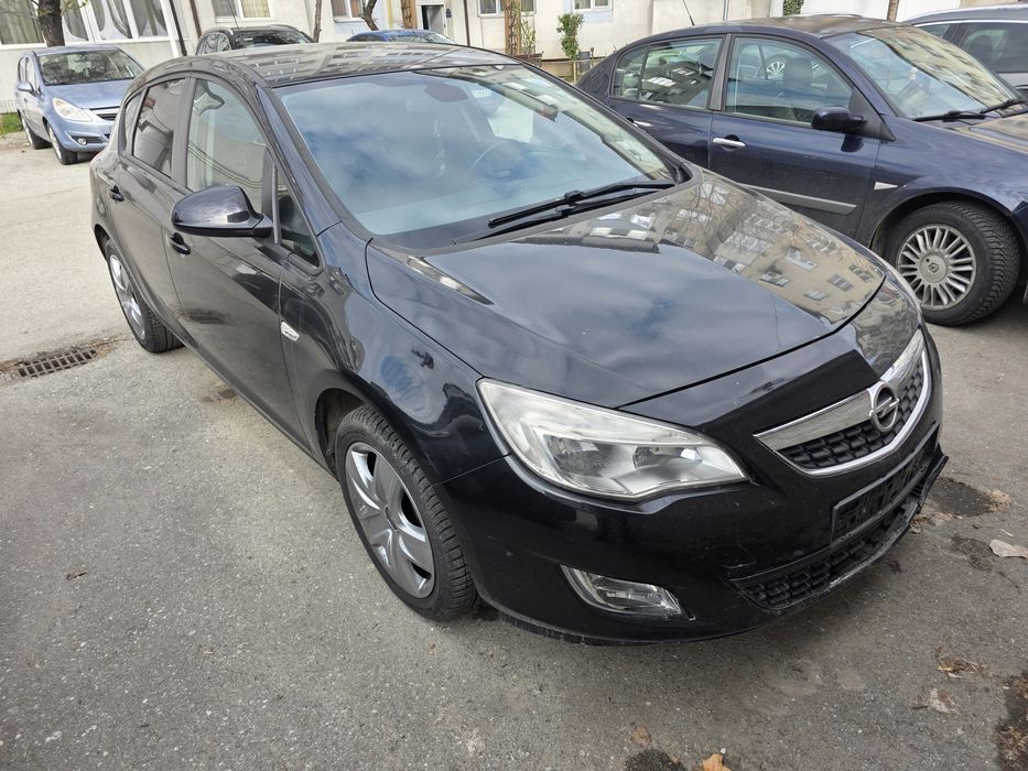 Opel Astra J 2011 GPL