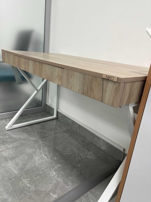 Стол письменный AIKO EVA