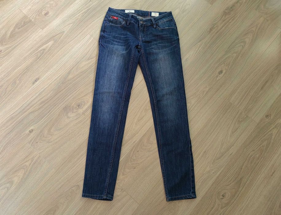 Дънки и панталони