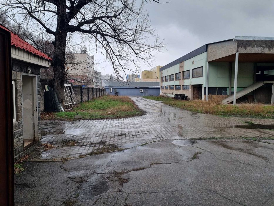 Отдельно стоящее здание