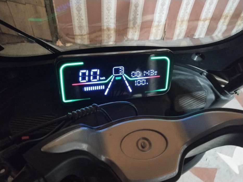 Продам трицикл болшои