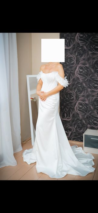 Vand rochie de mireasă