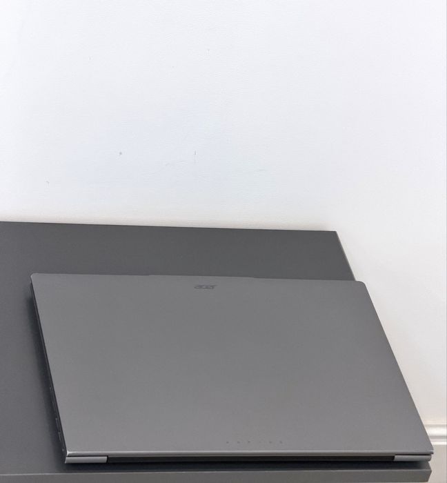 Прода ноутбук acer в отличном состоянии
