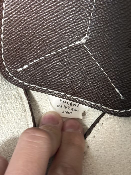 Poseta polene de liceu