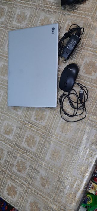 Срочно продаеться ноутбук