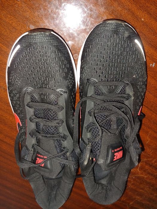 Продам муж кроссовки Nike