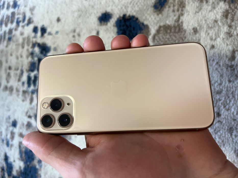 Iphone 11pro sotiladi srochna