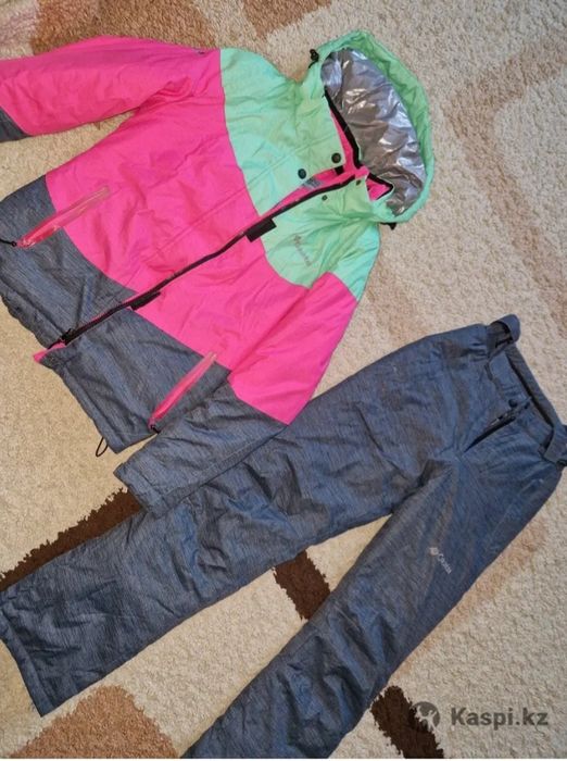 Продам зимний костюм