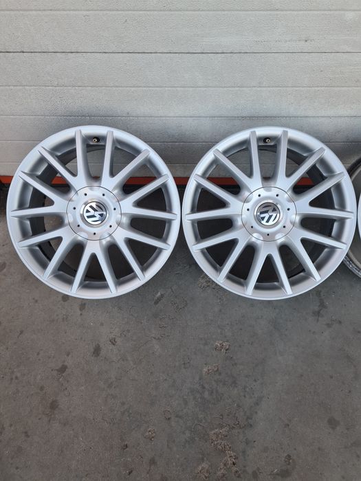 Оригинални джанти за ФОЛКСВАГЕН VW R17 5x112 ET54 7J