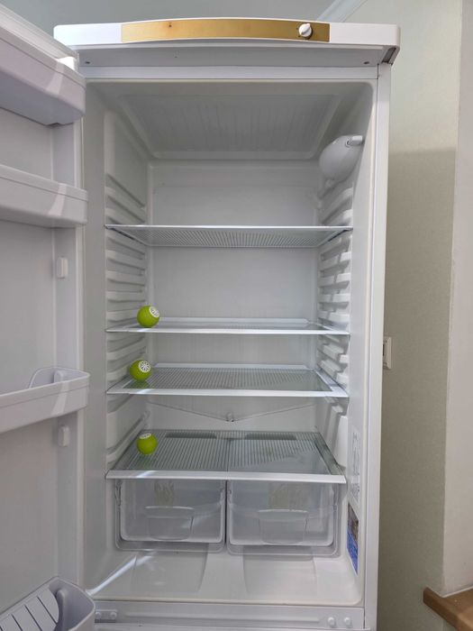 Холодильник Indesit б.у.