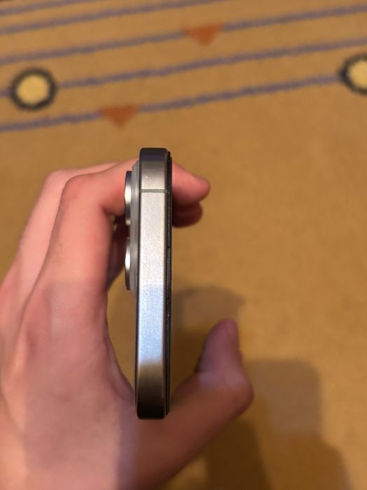 iPhone 15 pro max оригинал