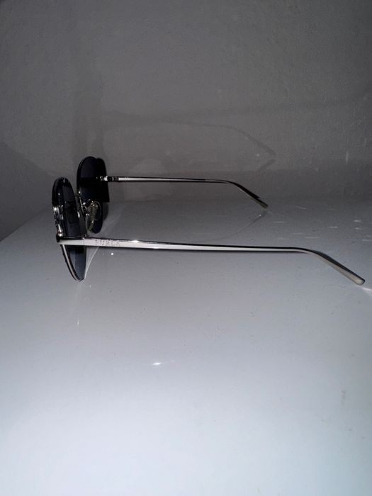 Furla Слънчеви очила Cat-Eye с
поляризация и метална рамка