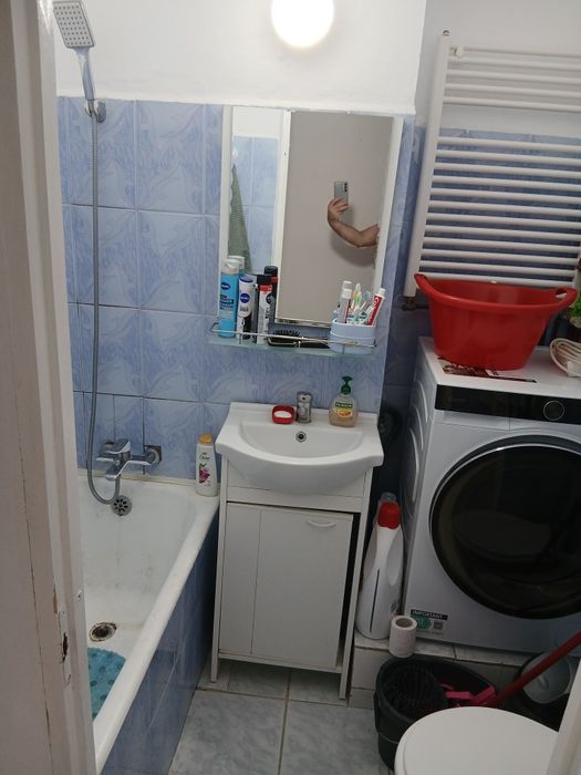 Vand apartament 3 camere zona Vlaicu