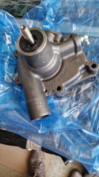Pompa apa fiat 312 fiat 315 pe original import italia preț 650 pe orig