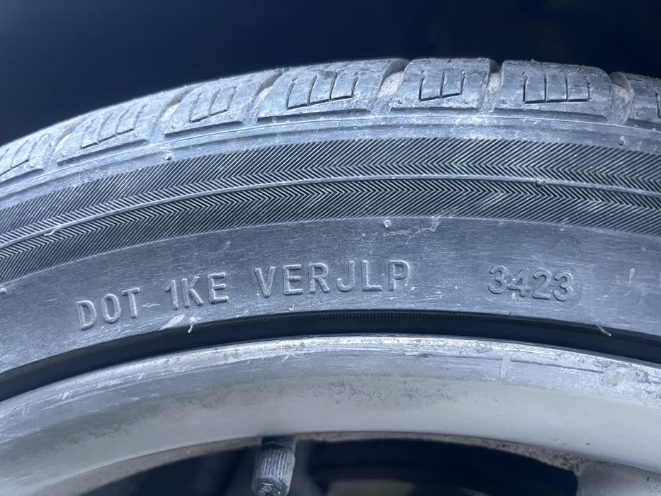 Зимни 265 35 20 Gripmax