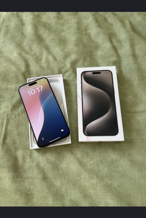 Продам айфон 15 про 256gb