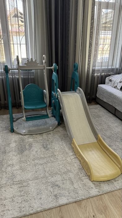 Детская горка с качелей