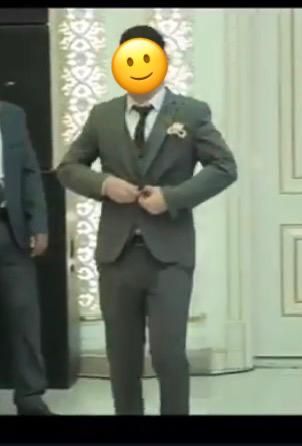 Продам!! Мужской классический костюм!!